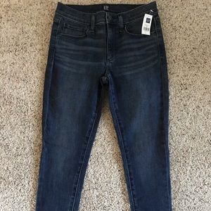 Gap Favorite Jegging